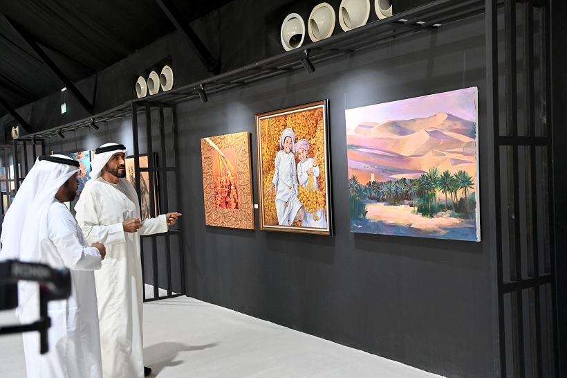 Nahyan bin Zayed visits Liwa Date Festival and Auction