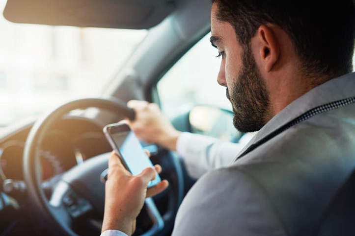 using mobile phone while driving