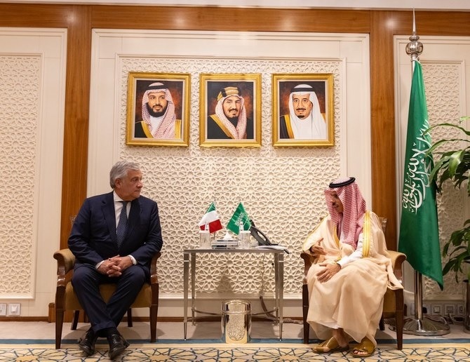 Saudi FM meets with Italian counterpart