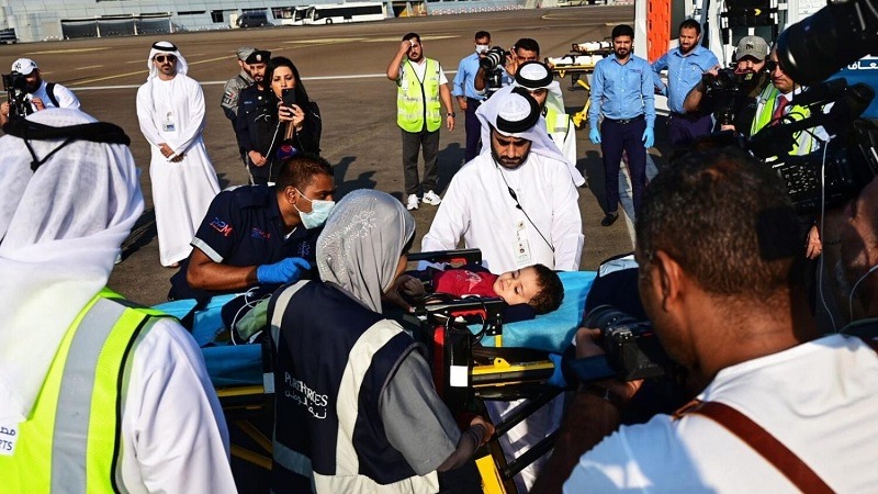 First flight with injured Palestinian children and women arrives in Emirates!