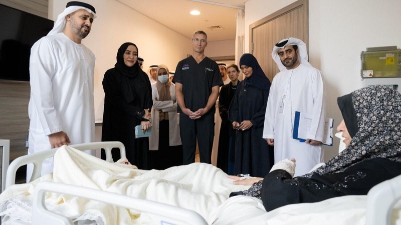 An official of the Presidential Court visited the injured children receiving treatment at the Emirates