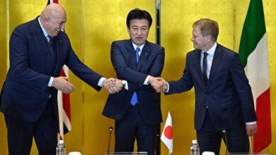Britain, Japan and Italy signed an international agreement to develop advanced fighter aircraft