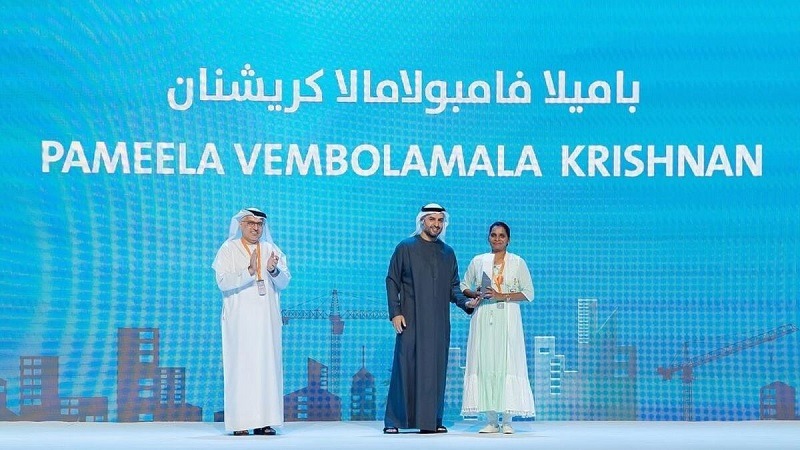 Emirates Labor Market Award: Indian cleaner wins Dh100,000