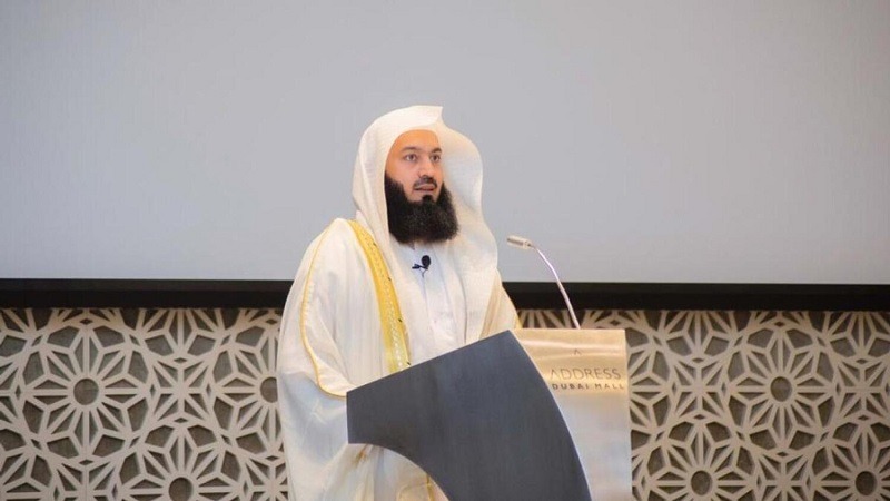 Mufti Menk in Dubai is holding a free session today for youth and adults