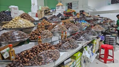 40% discount on dates as the holy month of Ramadan begins