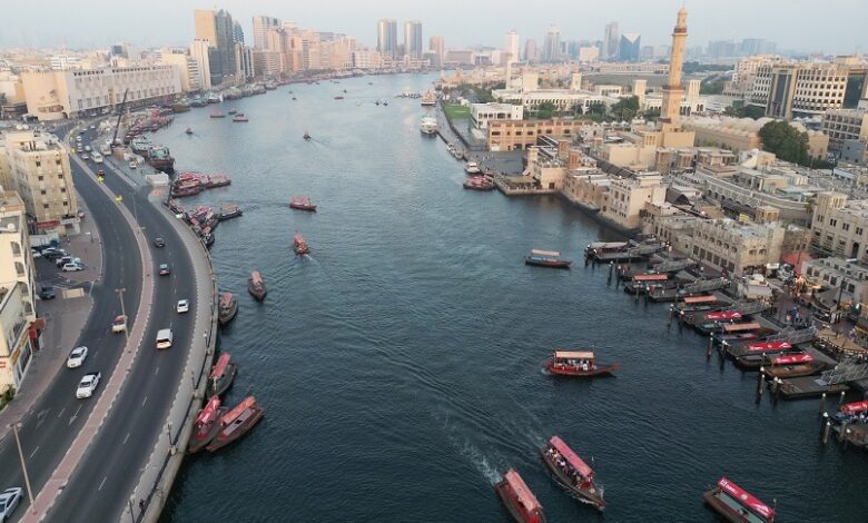 துபாய் க்ரீக்கின் டெய்ரா பக்கத்தில் ஆதரவு சுவர்களை மேம்படுத்தும் பணி தொடங்கியது #1 UAE Tamil News Website https://www.tamilgulf.com/wp-content/uploads/2024/02/dubai-greek.jpg Work has begun on upgrading the retaining walls on the Deira side of Dubai Creek