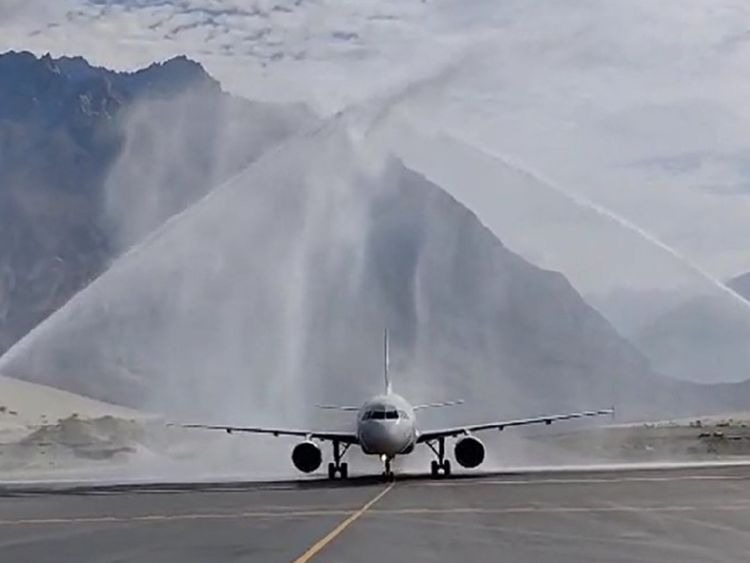PIA announces resumption of flights between Dubai and Skard!