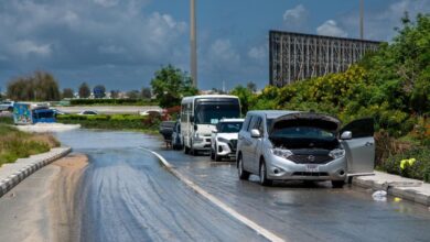 Police urged to shift vehicles parked on roads due to flood