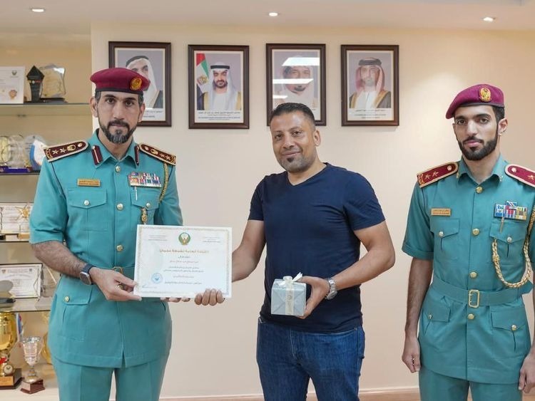 Ajman Police praise Egyptian expatriate for honesty