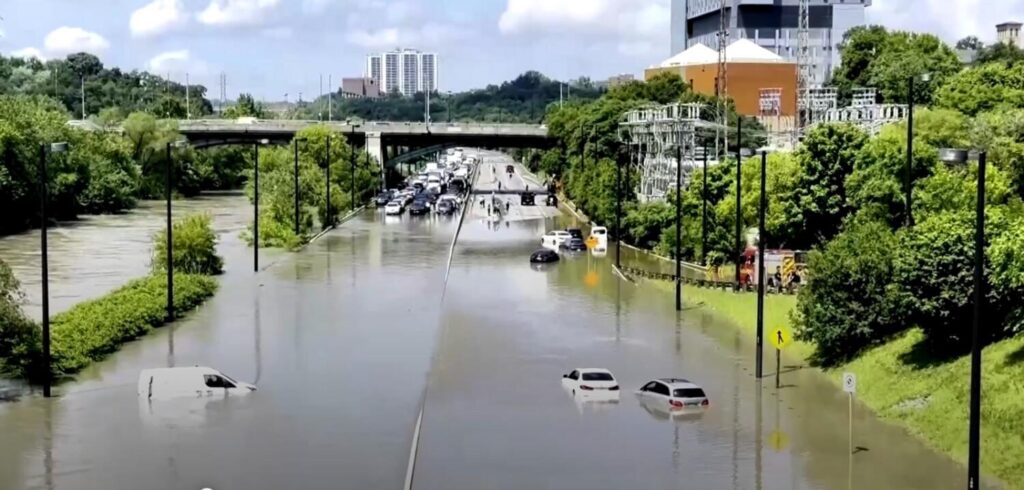 Ministry warns UAE citizens in Canada due to unstable weather