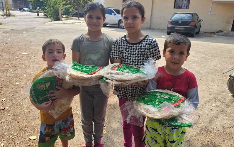 KSrelief distributed 25,000 loaves of bread in Lebanon