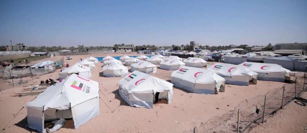 Distribution of 70 tons of relief aid and tents in the Gaza Strip